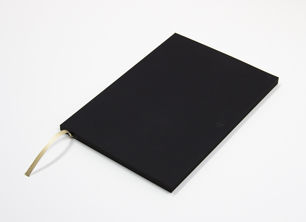 Notizbuch mit Farbschnitt schwarz