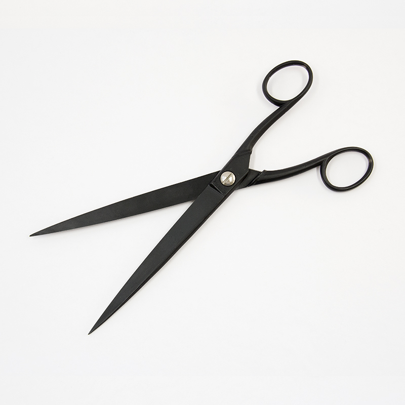 Papierschere aus xylan-beschichtetem Stahl