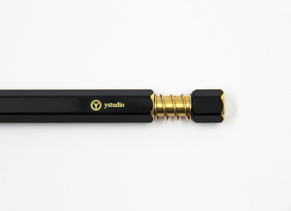 Druckkugelschreiber mit filigranem Druckkopf