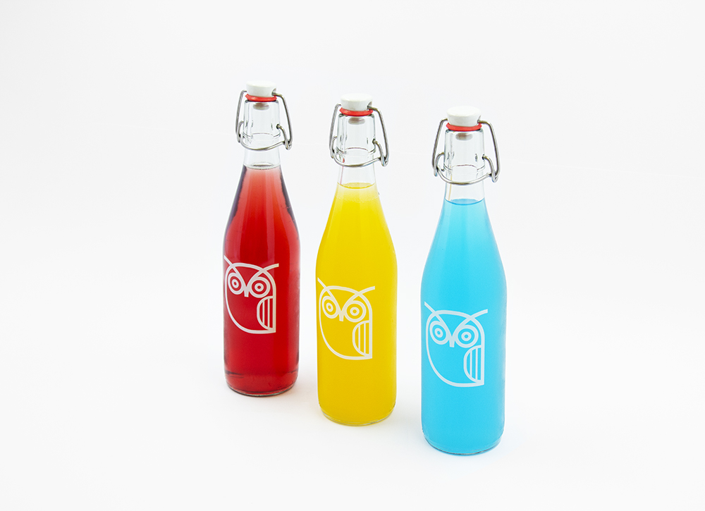 Bügelflasche mit Eulenmotiv