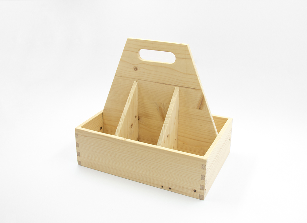 Getränkehalter aus Schweizer Fichtenholz