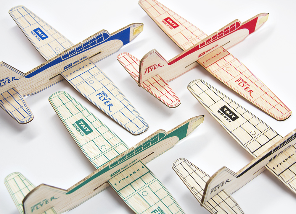 Holzflieger aus Balsaholz