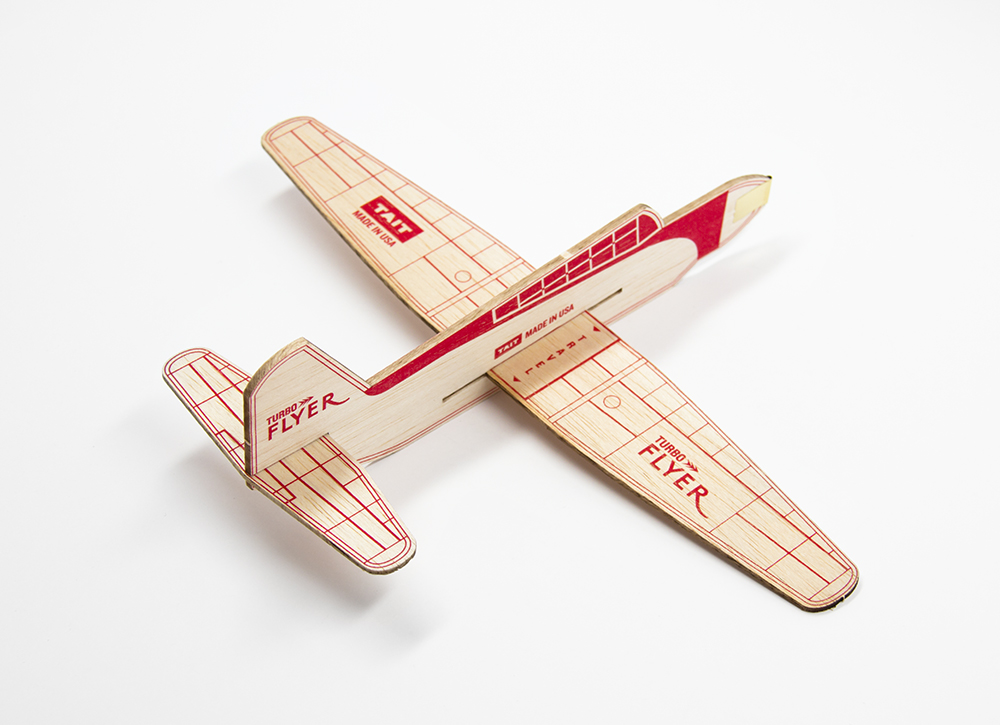 Holzflieger aus Balsaholz