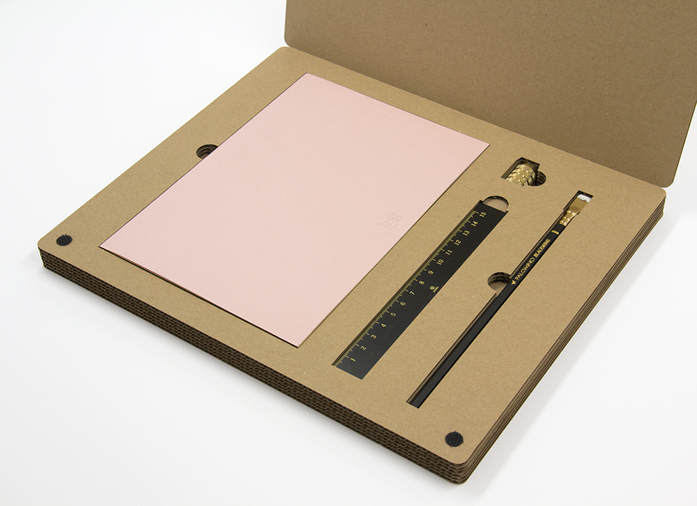 Geschenkbox Vol_02 mit vier edlen Produkten