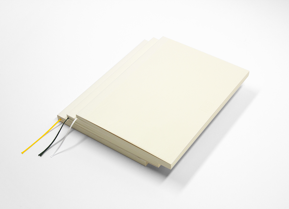 Notizbuch mit Pergaminumschlag