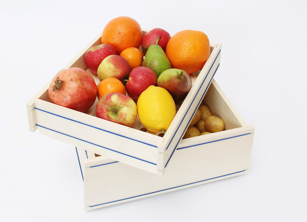 Dreilagige Obst- und Gemüsehorde für die Küche