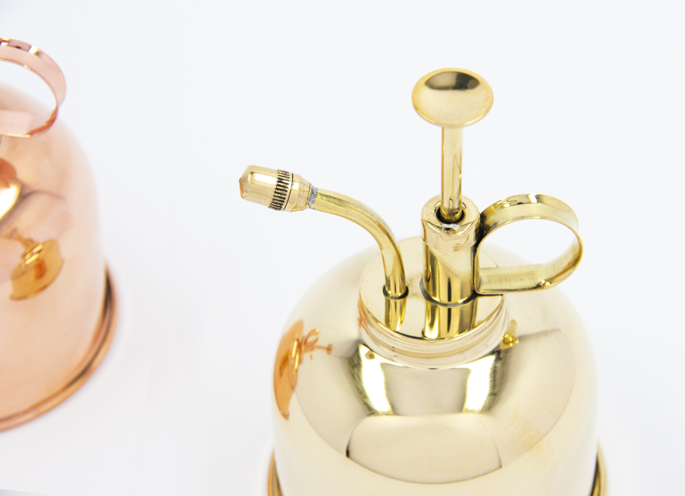 Pflanzensprüher mit Messing- oder Kupferbeschichtung